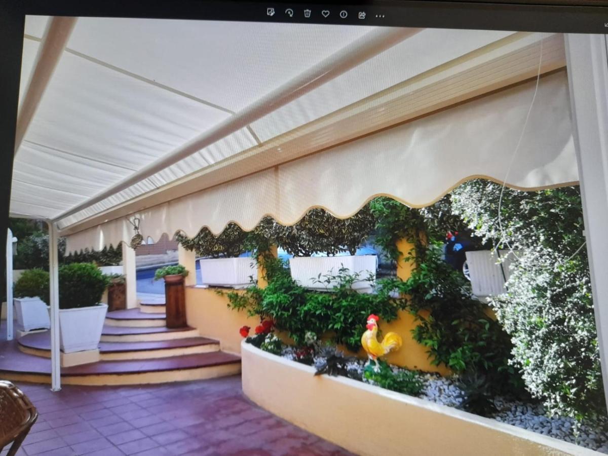 Le Camere Sul Porto Palau Esterno foto